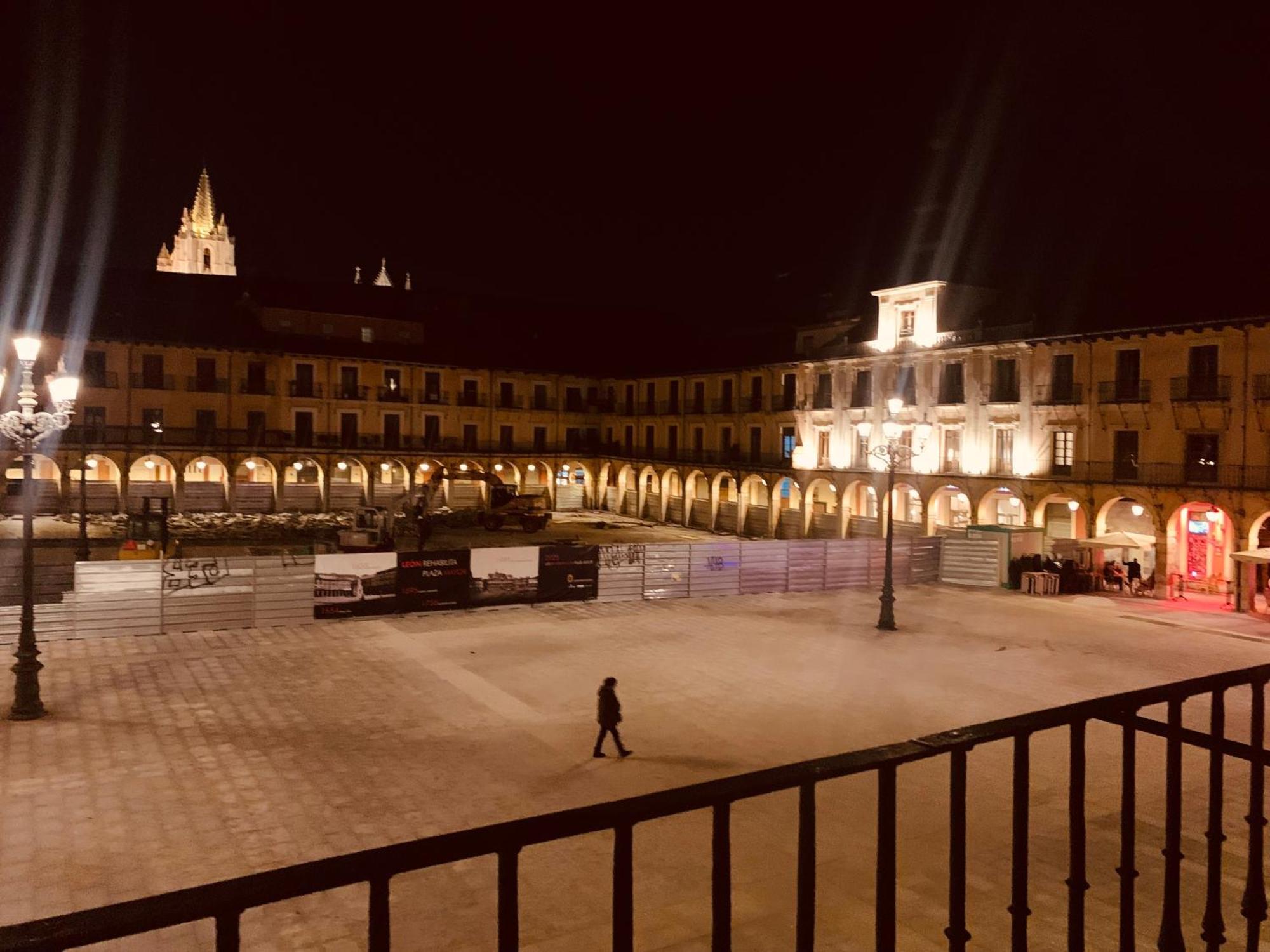 Arquitecto De La Vida- Plaza Mayor León Kültér fotó